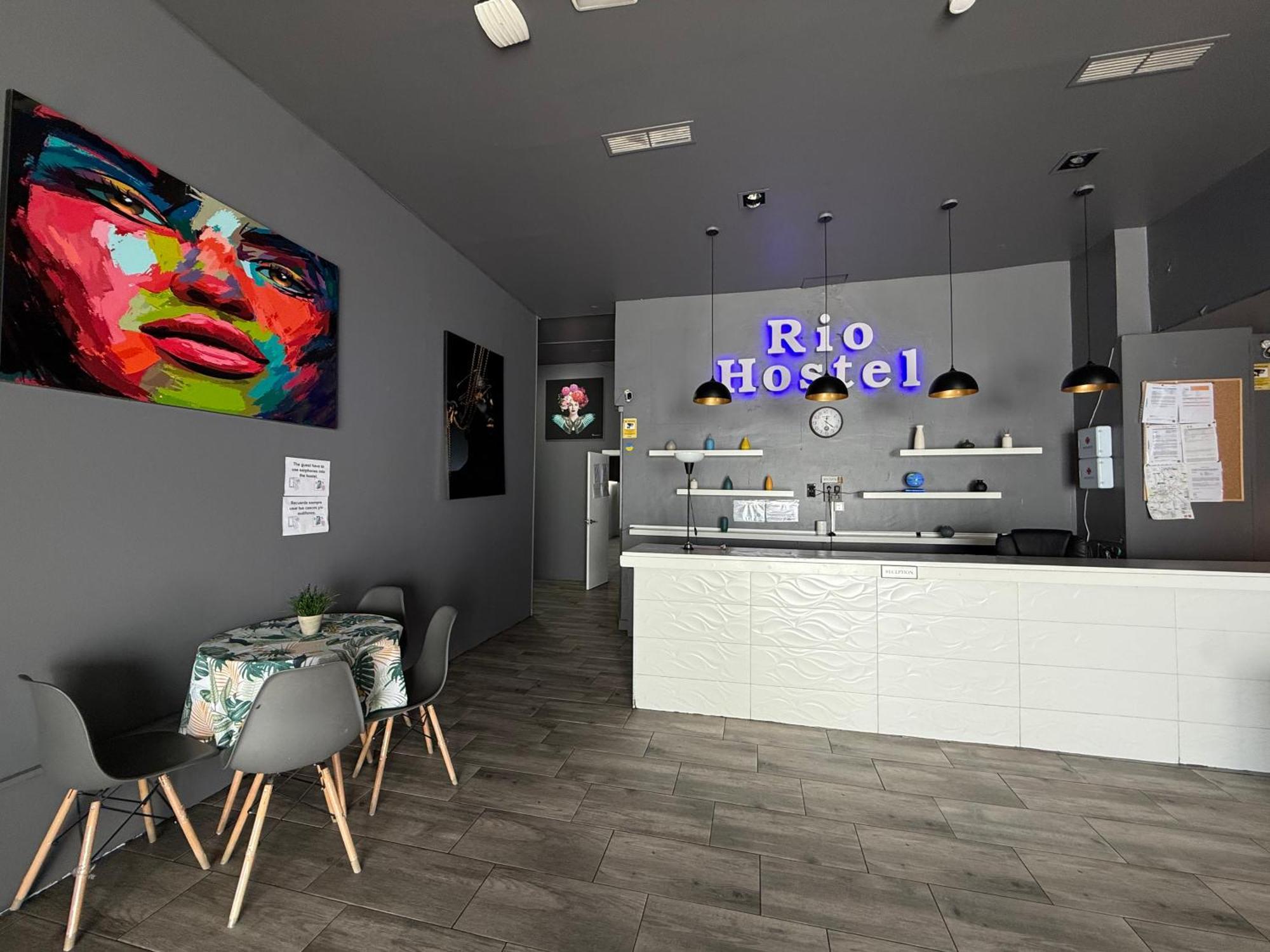 Rio Hostel Madrid Dış mekan fotoğraf